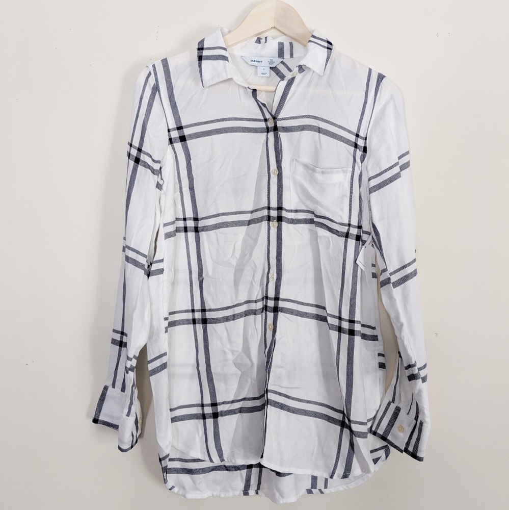 Old Navy White Button Down Shirt Size S